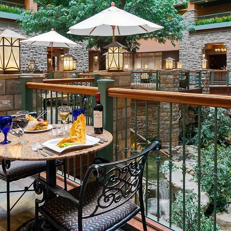 Chateau On The Lake Resort Spa And Convention Center Branson Extérieur photo