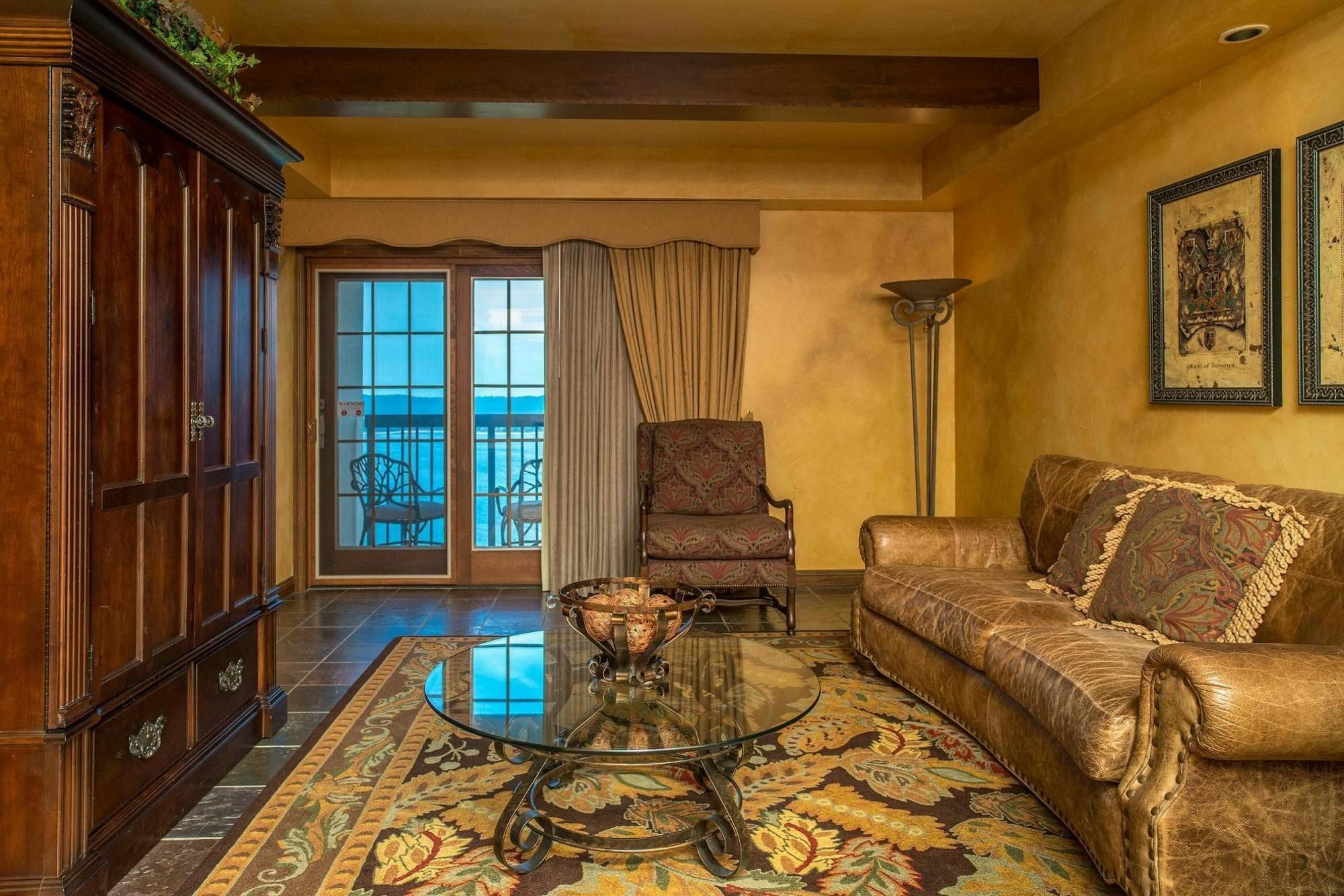 Chateau On The Lake Resort Spa And Convention Center Branson Extérieur photo