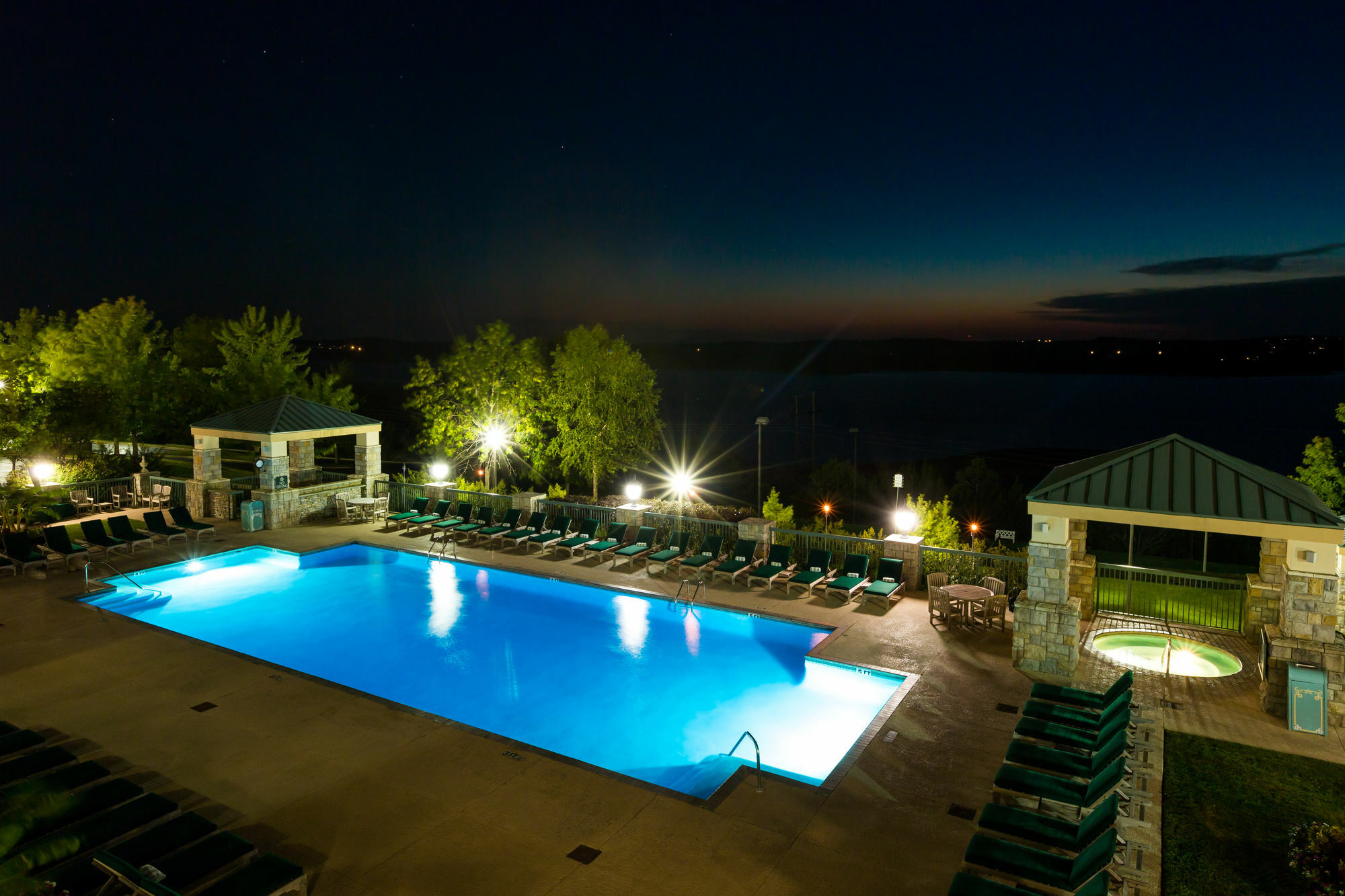 Chateau On The Lake Resort Spa And Convention Center Branson Extérieur photo
